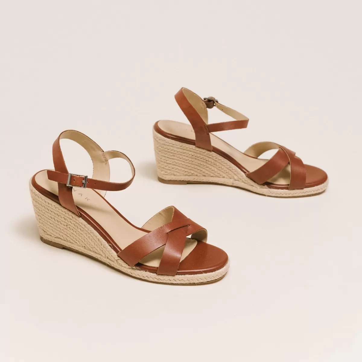 Brown-Coloured Leather Sandals^jonak Store