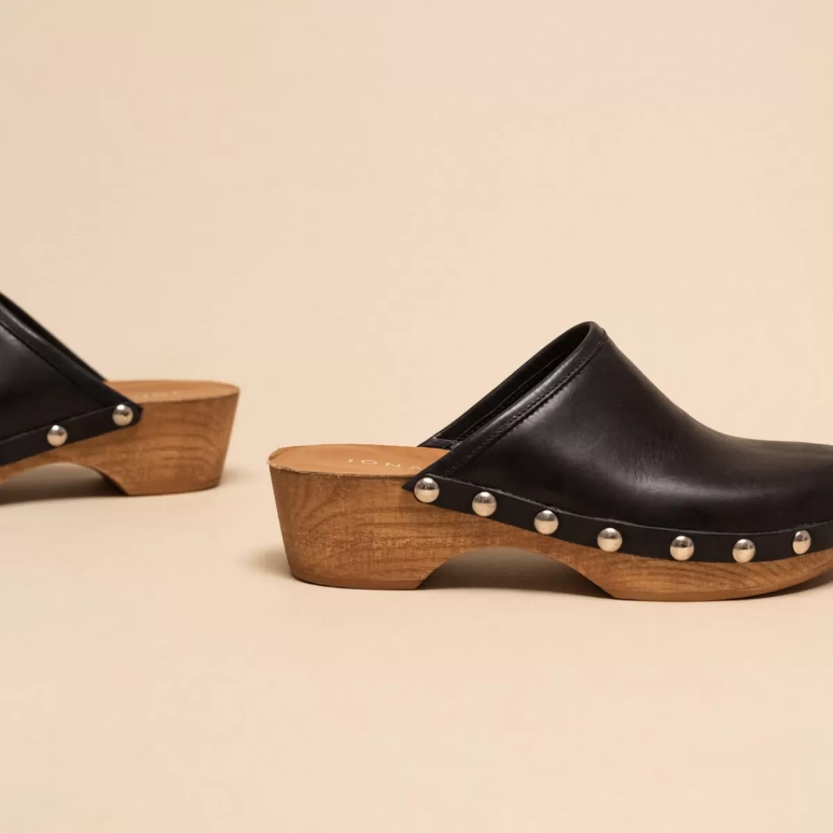 Clogs With Studs^Jonak Discount