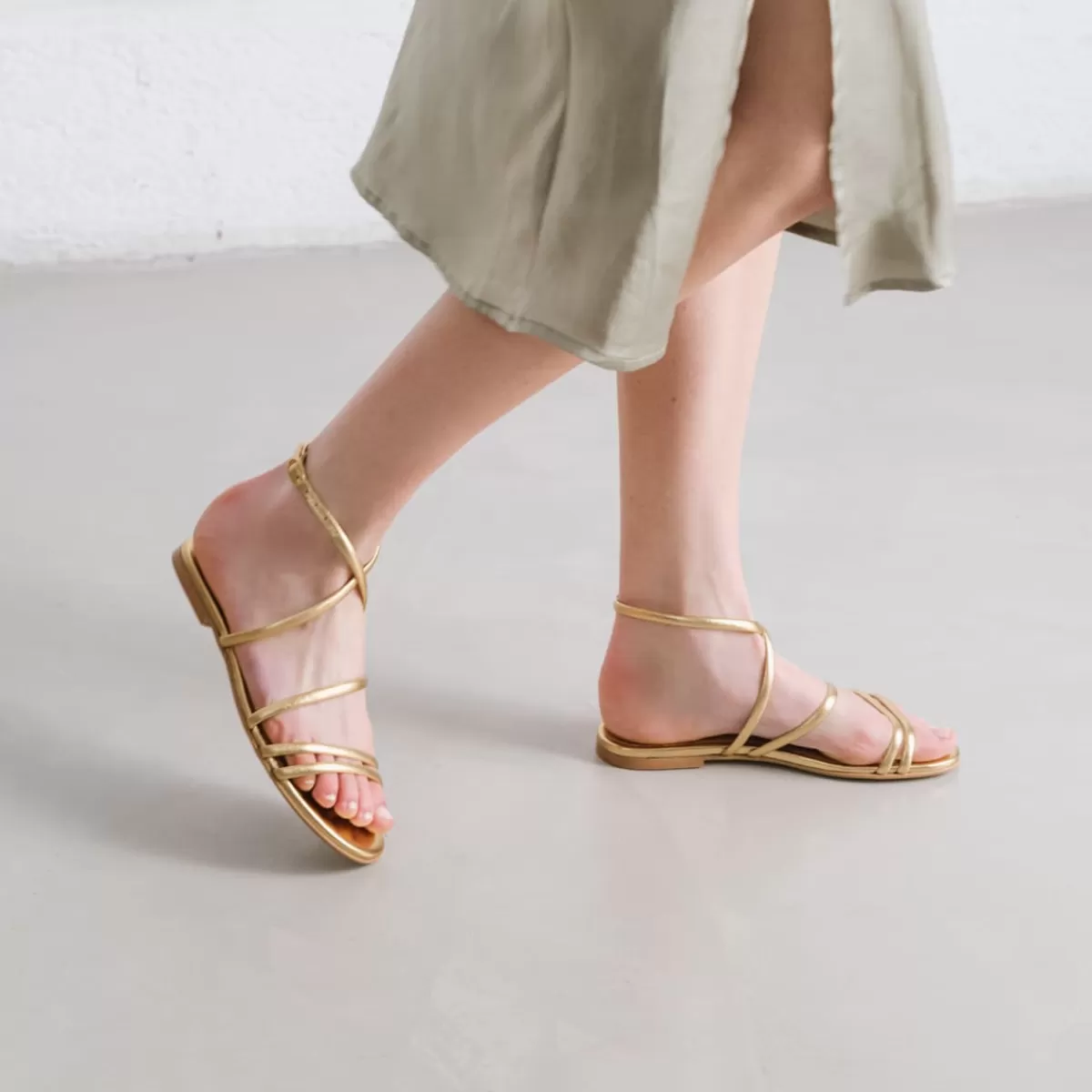 Flat Strappy Sandals And Straps^jonak Flash Sale